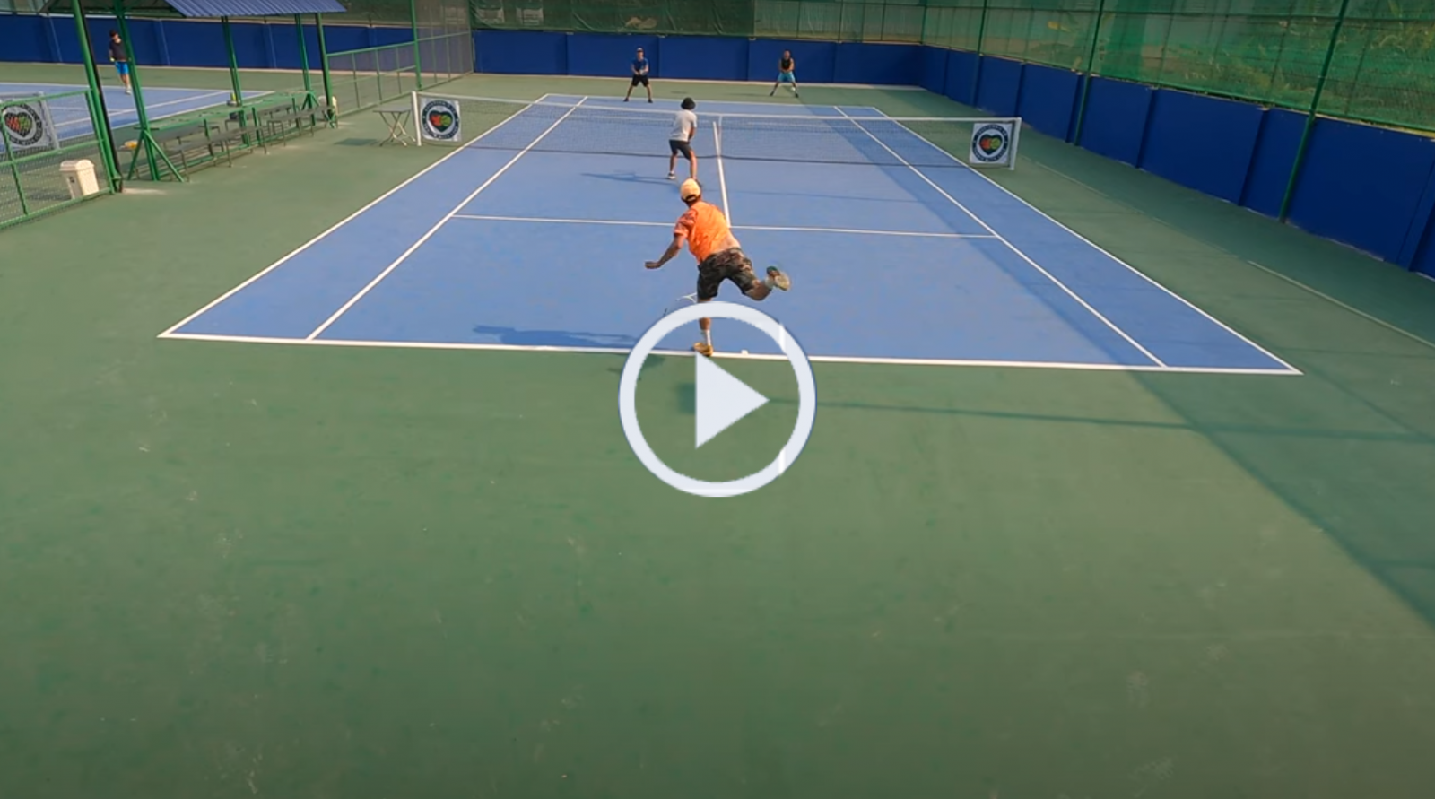 video giao lưu tennis tại sự kiện super saturdays