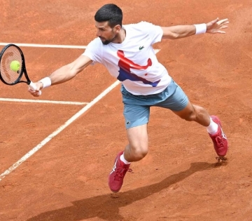 Djokovic thi đấu ngay trước Roland Garros